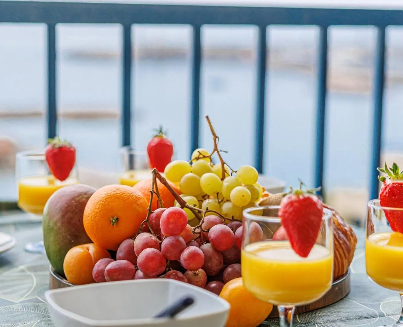 아파트 Le Soleia - Spacious 3P - Beachfront - Parking 멍똥
