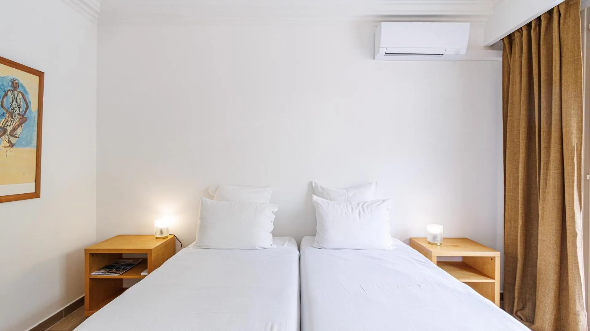 아파트 Le Soleia - Spacious 3P - Beachfront - Parking 멍똥